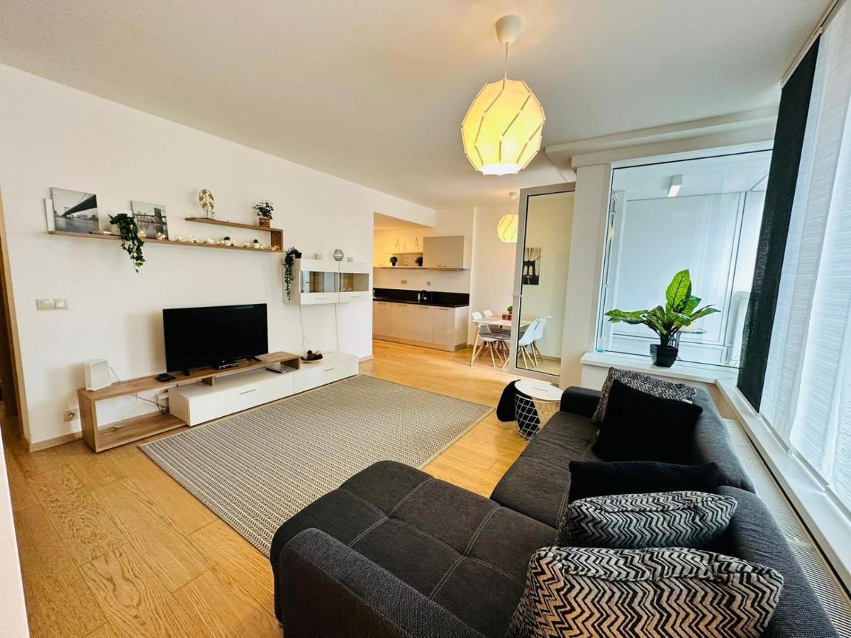 Apartments05 In New Building With Free Parking Panorama - Amazing View Close To Old Town *