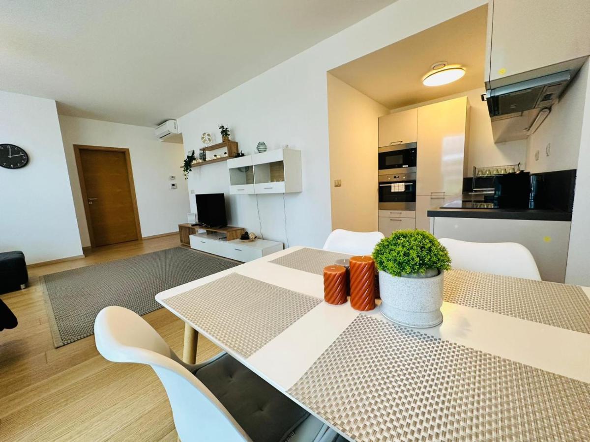 Apartments05 In New Building With Free Parking Panorama - Amazing View Close To Old Town * Bratislava